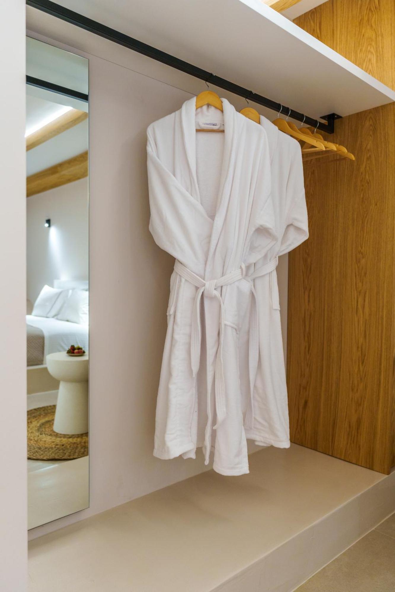 Halo Santorini - Living Experience Villa Karterádosz Kültér fotó